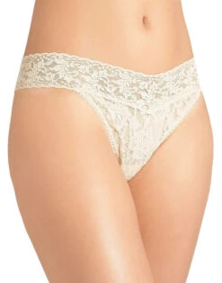 Hanky Panky Stretch Signature Original Rise Lace Thong 4811 -Wacoall Underwear Shop Hanky Panky 4811 Ivory B