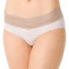 Warner's No Pinching. No Problems With Lace Hipster 5609J -Wacoall Underwear Shop WA 5609J FST 0d6f3371 1837 4e3b b38a db5a14ab232e