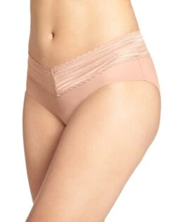 Warner's No Pinching. No Problems With Lace Hipster 5609J -Wacoall Underwear Shop Warner s 5609J Subltle Bloom UBL B e49f07c4 a934 4b5b 8685 2cd199eed3f9